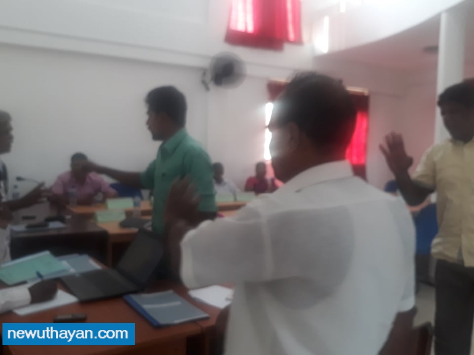 52297933_709774782756760_859113494945988