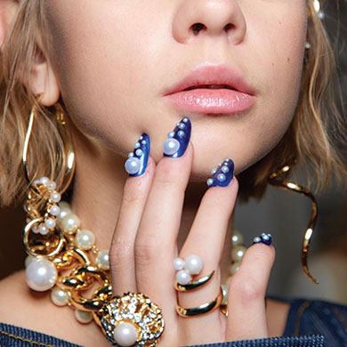 Ongles modeux