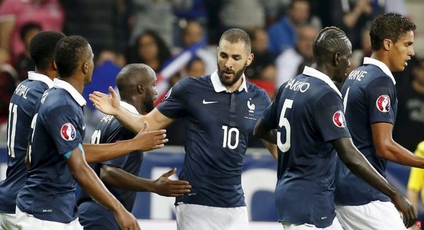 TICKET entier )) FRANCE V PARAGUAY 2017 a Rennes