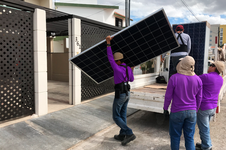 Instalación de Paneles Solares