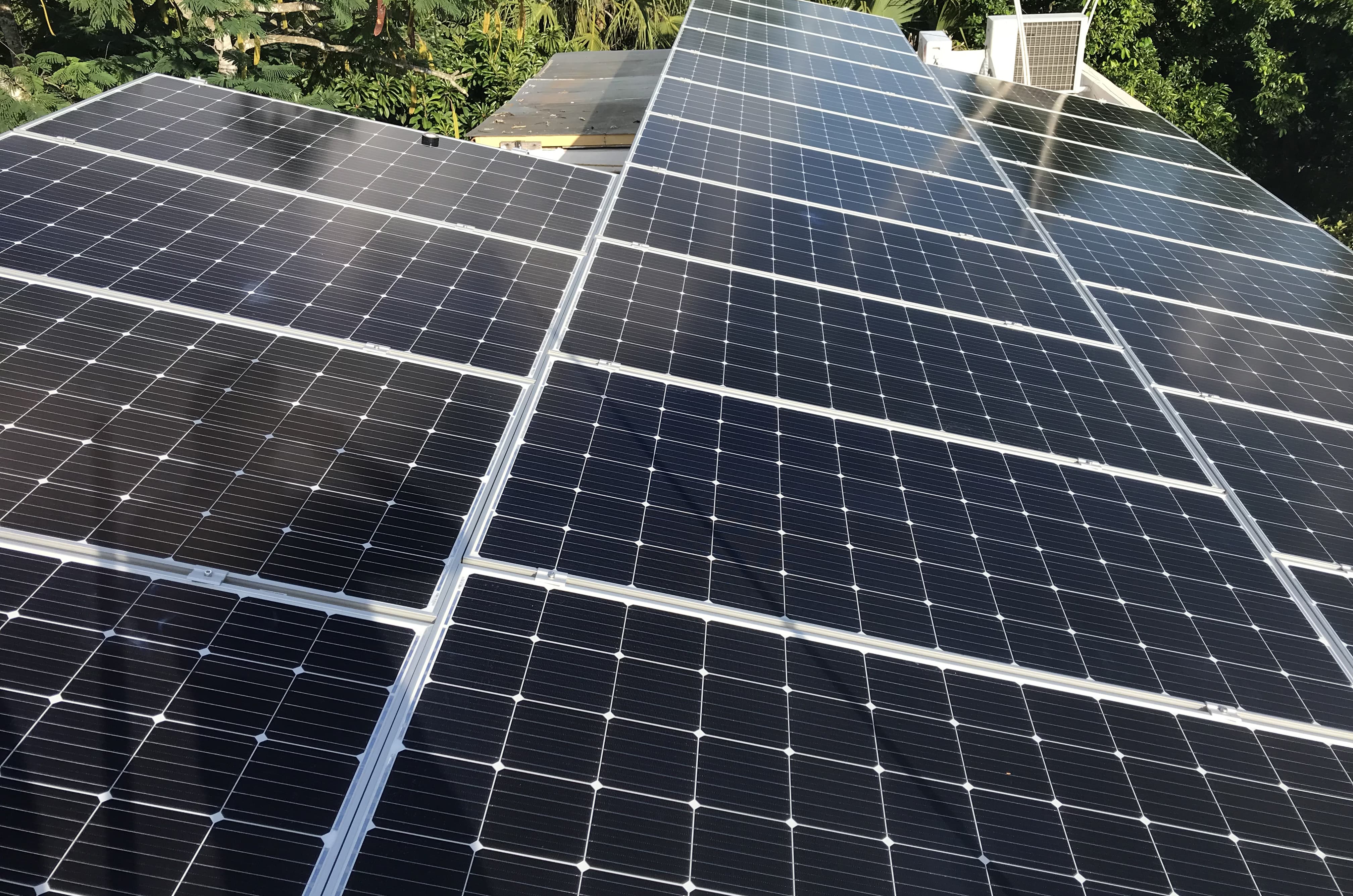 Instalación de Paneles Solares