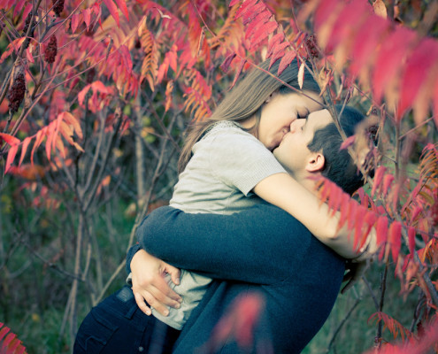fall engagement photos