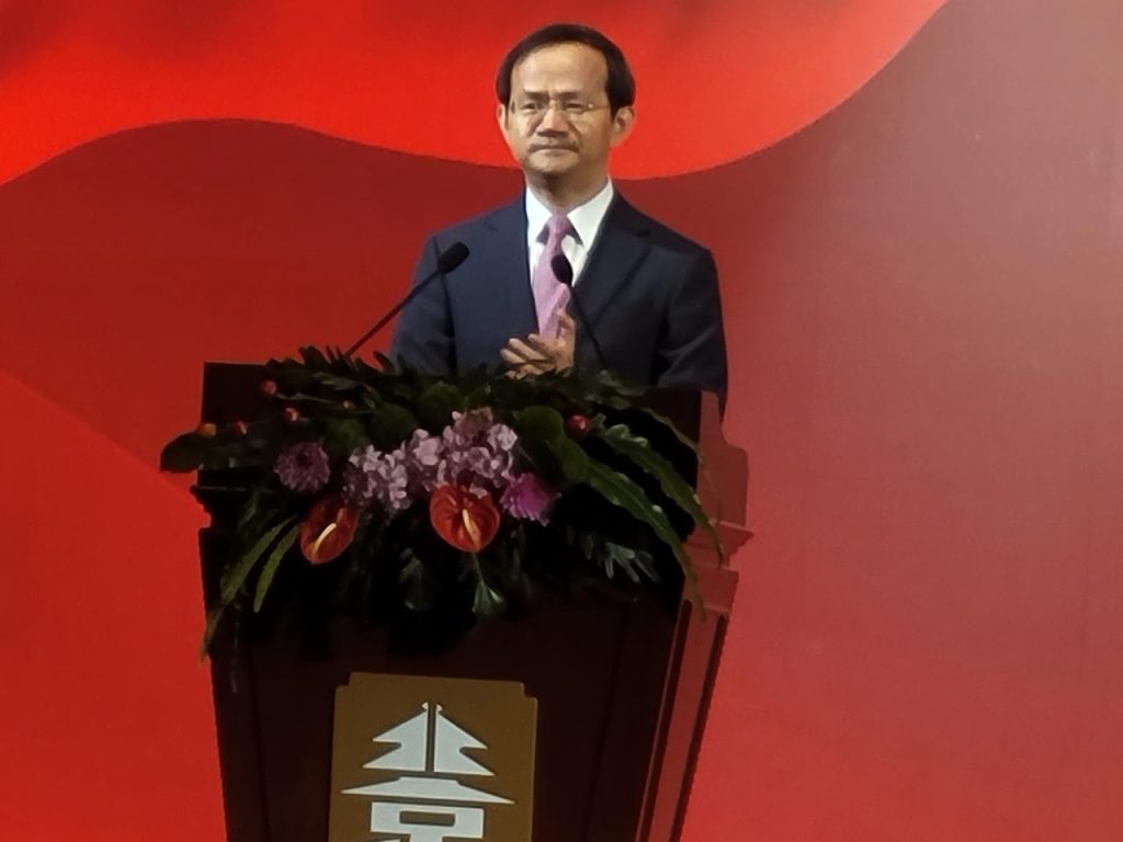 加中海外交流协会会长陆炳雄连续23年出席国庆招待会1