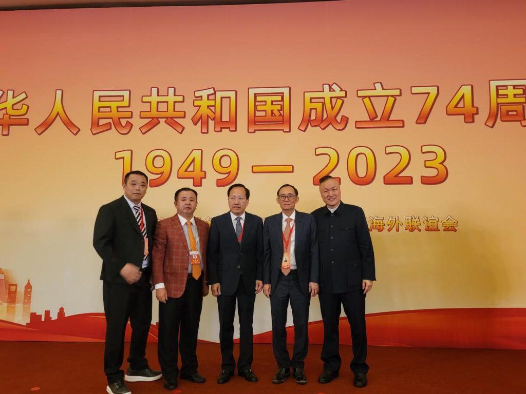 加中海外交流协会会长陆炳雄连续23年出席国庆招待会2