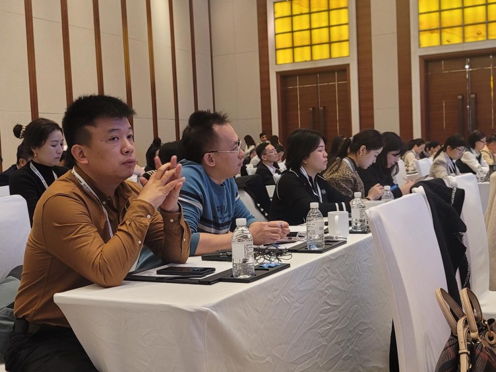 加雄移民总裁陆炳雄获邀出席2023亚洲跨境上海峰会9