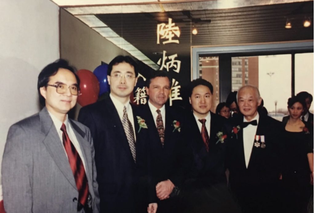 加雄移民集团举办庆圣诞迎新年35周年大联欢31