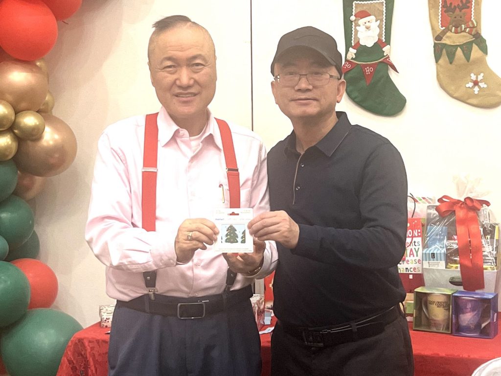 加雄移民集团举办庆圣诞迎新年35周年大联欢29