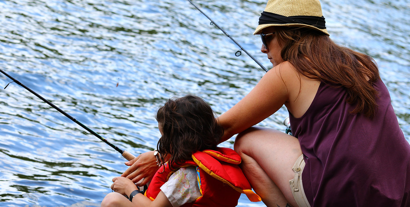 mother and daughter fishing at heart lake conservation area