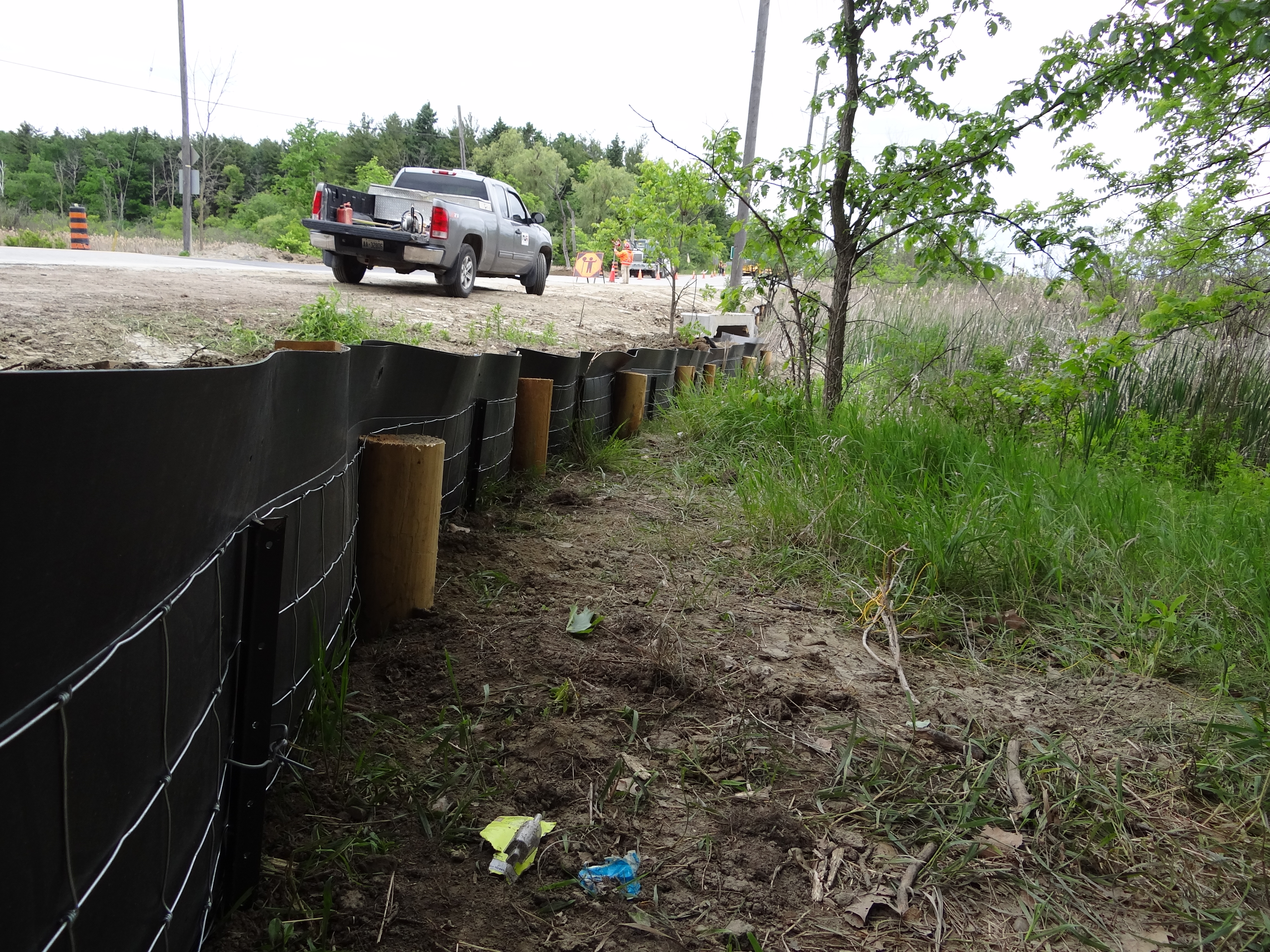 Directional fencing