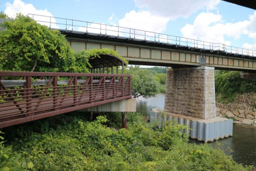 Go train tracks over Highland Creek