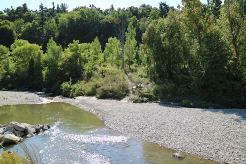 Highland Creek bendway weirs