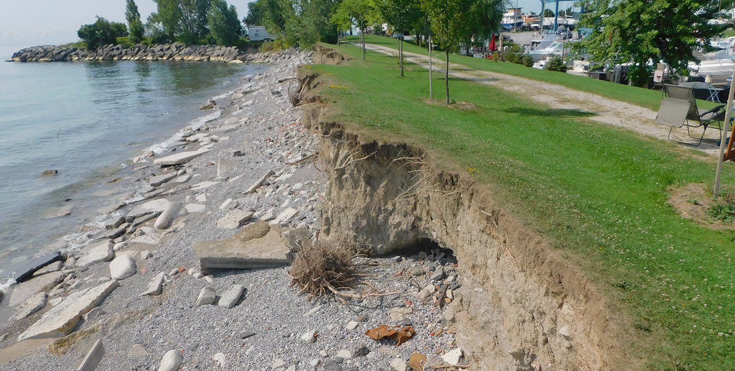 erosion on Bluffer's Park shoreline