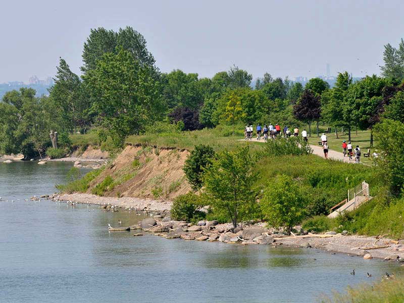 Lake Ontario waterfront trail